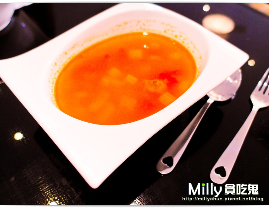 TT00033.jpg TT00033.jpg