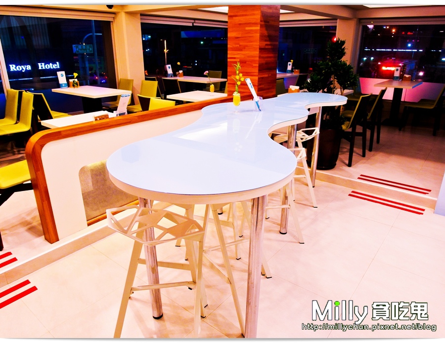 RR00019.jpg RR00019.jpg