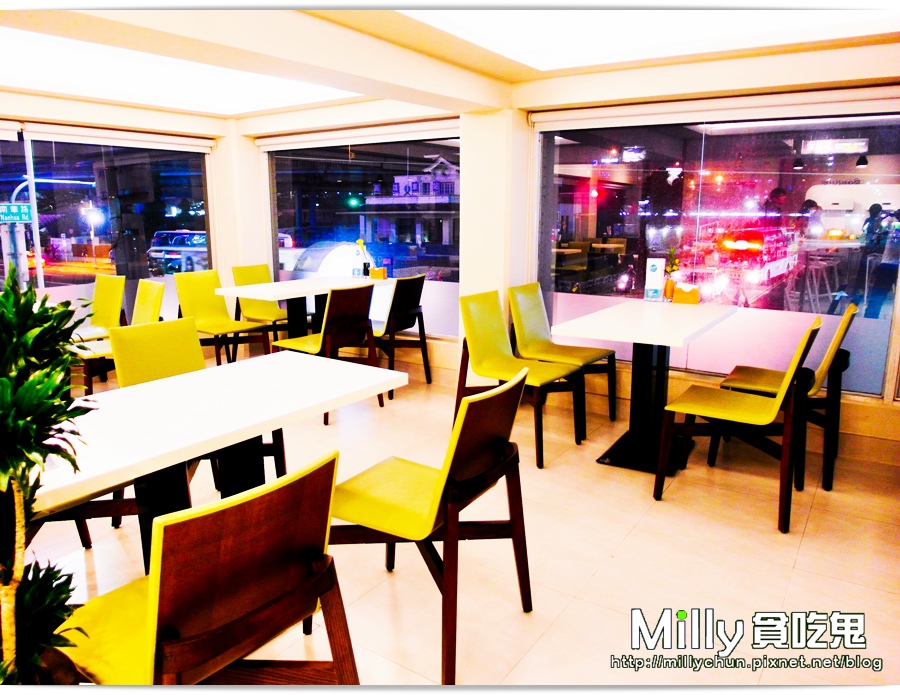 RR00023.jpg RR00023.jpg