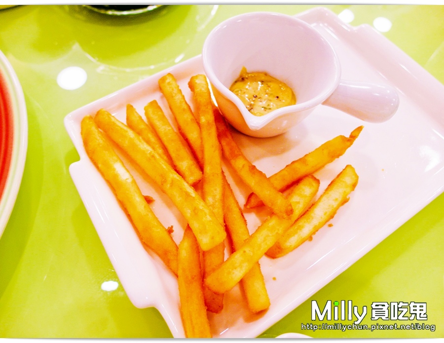 RR00037.jpg RR00037.jpg