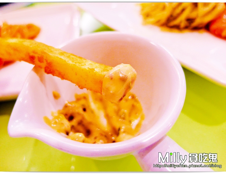 RR00038.jpg RR00038.jpg