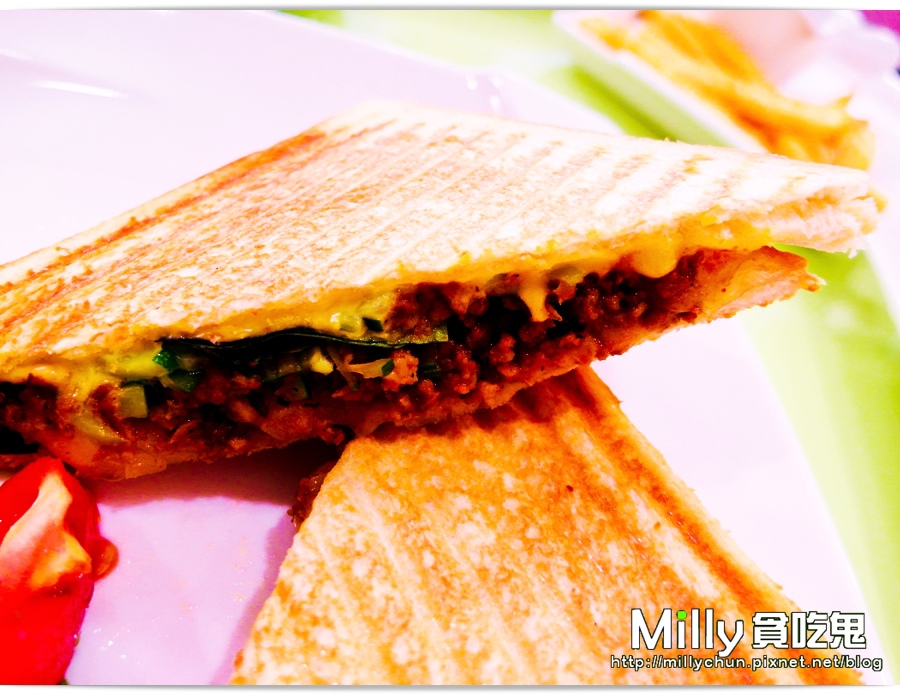 RR00047.jpg RR00047.jpg