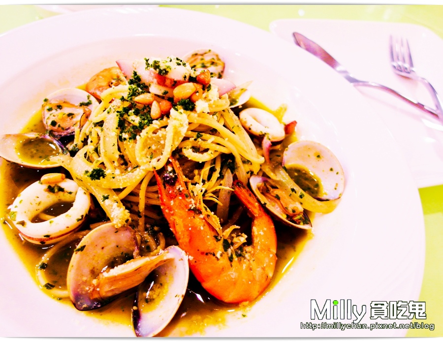 RR00052.jpg RR00052.jpg