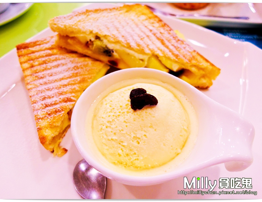 RR00071.jpg RR00071.jpg