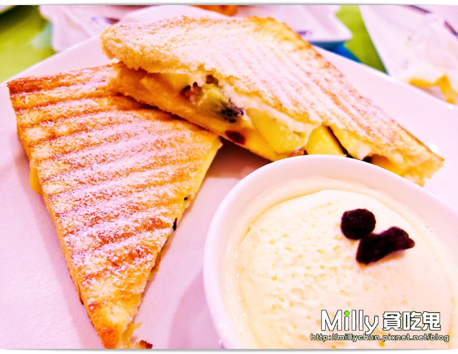 RR00072.jpg RR00072.jpg