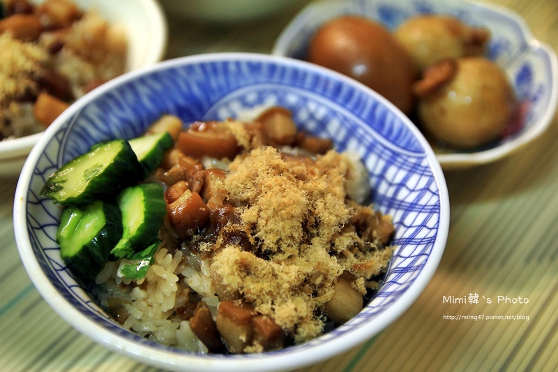 【台南美食】保安路.原大菜市米糕城:傳承幾代的台南小吃。排阿明豬心,可以點碗米糕搭配唷!!冬粉排骨也好喝。