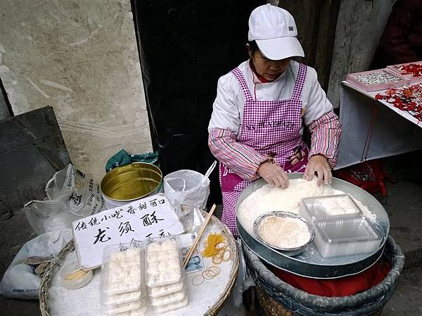 11 (Large) (Medium).jpg 11 (Large) (Medium).jpg