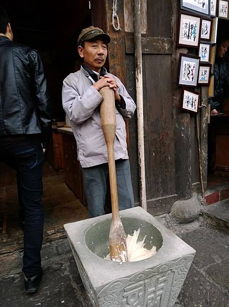 img014 (Large).jpg img014 (Large).jpg