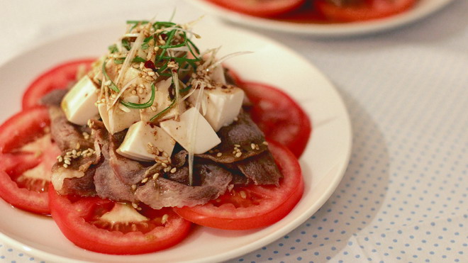 蕃茄肉豆腐沙拉 蕃茄肉豆腐沙拉
