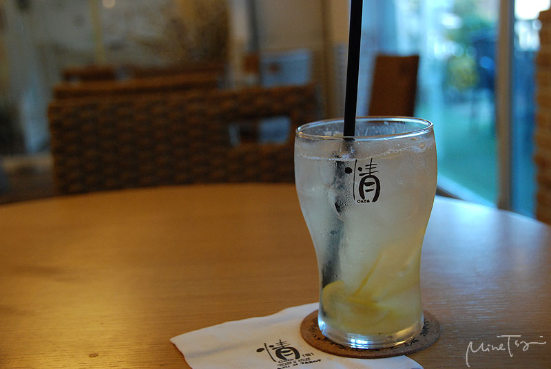 02 (29).jpg 02 (29).jpg