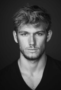 Alex Pettyfer.jpg