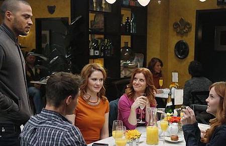 Mike Molly - S04E03 Fire Alarm - Melissa McCarthy - YouTube