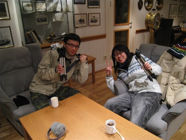 極光追尋組變成夜景拍攝隊 腳架威能!! 極光追尋組變成夜景拍攝隊 腳架威能!!