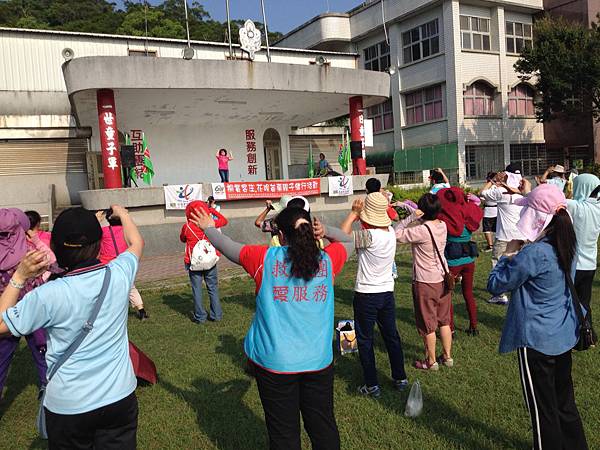 苗栗市團委會辦理花現苗栗親子健行 照片5