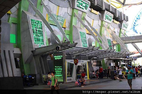 IMG_0555.jpg IMG_0555.jpg