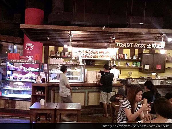 C360_2014-05-31-20-57-10-599.jpg C360_2014-05-31-20-57-10-599.jpg