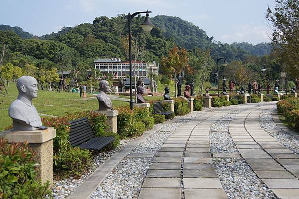 2012111004 2012111004