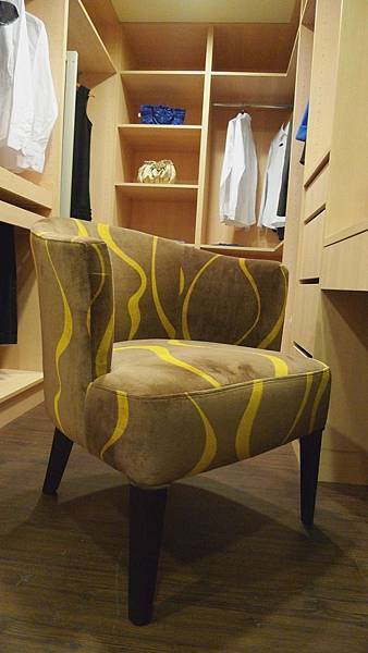 訂製款-伊諾芥末綠波浪紋單椅-樺木染色+高密度泡棉+進口布花.jpg
