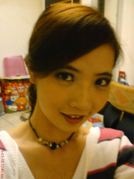 me090118手機自拍(假睫毛)