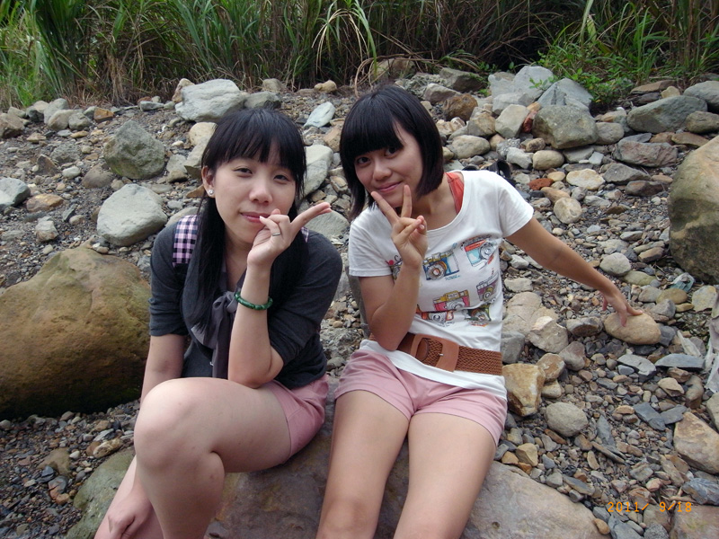 礦工家眷等待示意圖 北台灣一日遊不可錯過的淘金體驗