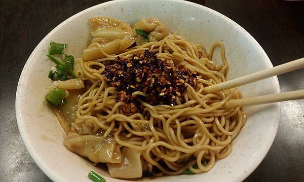 雙和醫院 美食推薦 新北中和 大高福州乾麵 餛飩麵 雙和醫院 美食推薦 新北中和 大高福州乾麵 餛飩麵