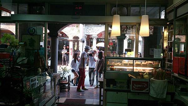 10247321_863372730355151_9038866386242495920_n