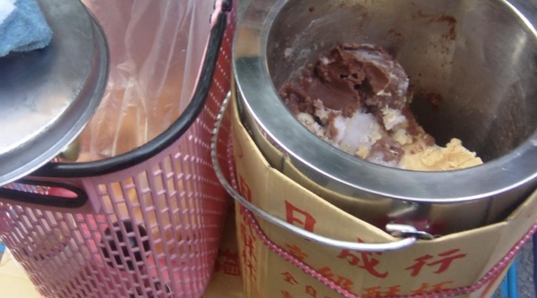 2009.02.22_叭噗男孩挖叭噗_0001.jpg 2009.02.22_叭噗男孩挖叭噗_0001.jpg