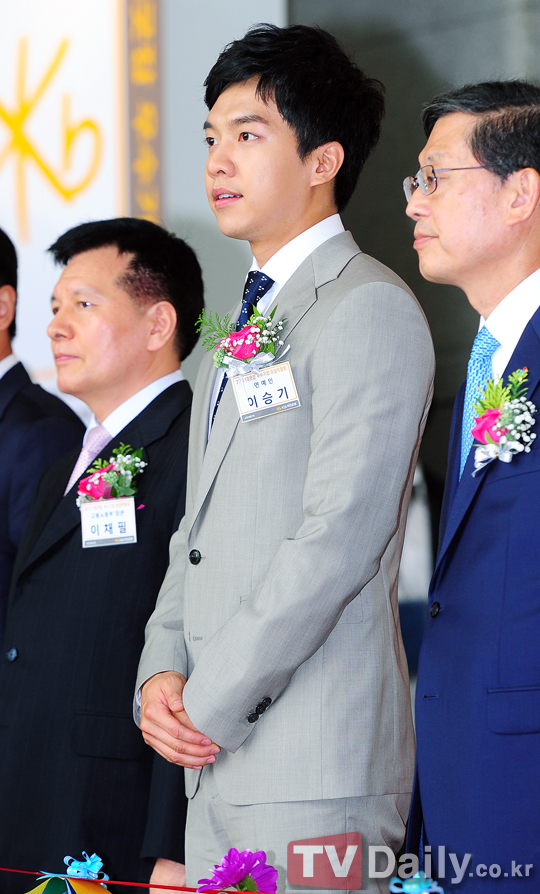 2e2eb9389b504fc24f7c6ea3e5dde71190ef6d71