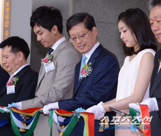 8cb1cb13495409236ab3bcd89258d109b2de49ba