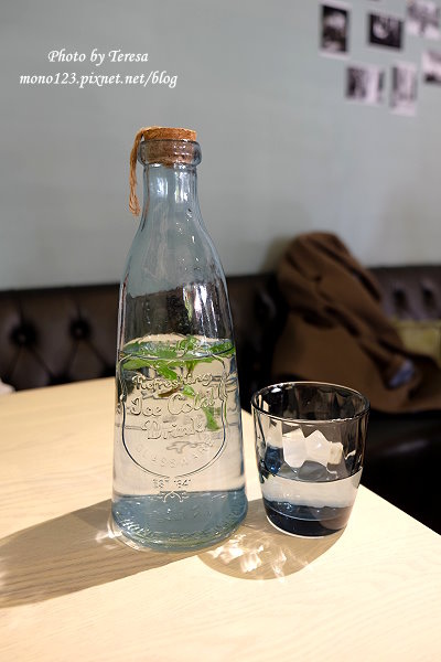 1025.jpg 1025.jpg