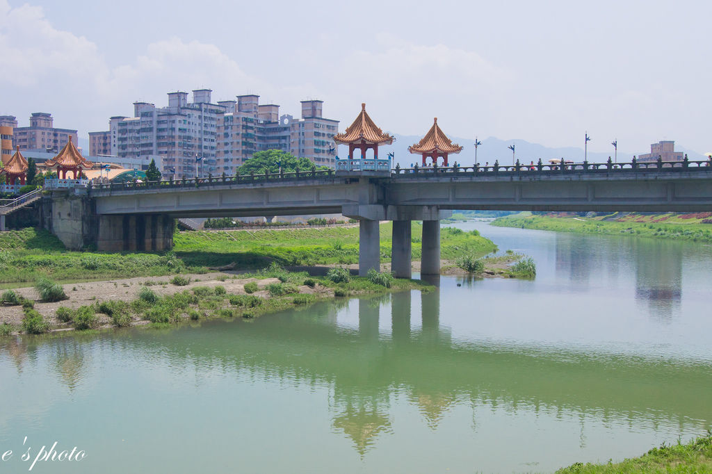 【旅遊景點】台北 三峽老街 清水祖師廟 金牛角 三峽拱橋