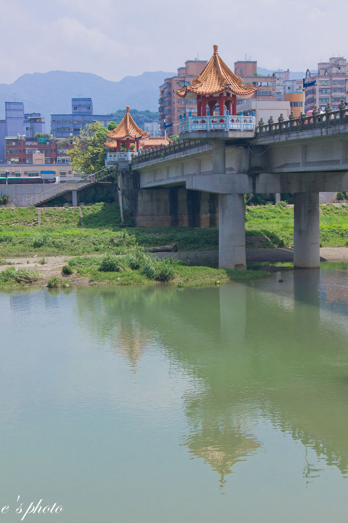 【旅遊景點】台北 三峽老街 清水祖師廟 金牛角 三峽拱橋