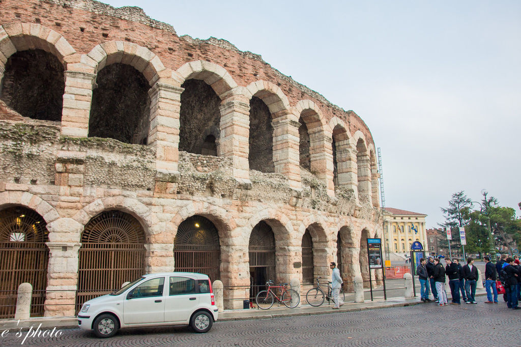 維洛納-阿雷那競技場 維洛納-阿雷那競技場