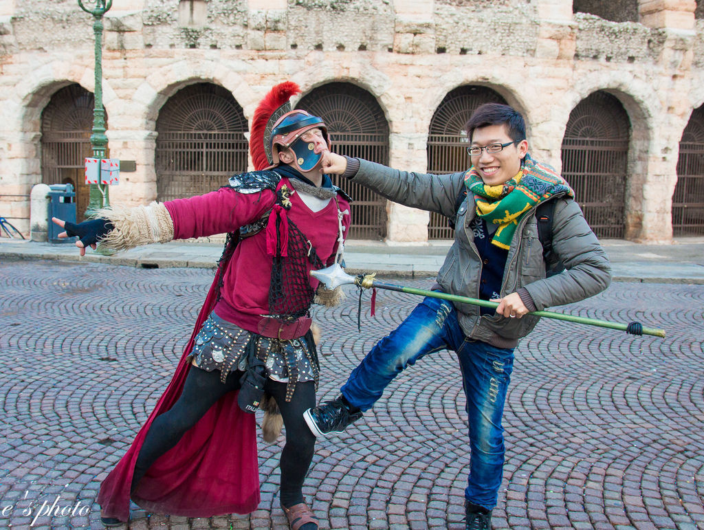 維洛納-圓形劇場 維洛納-圓形劇場