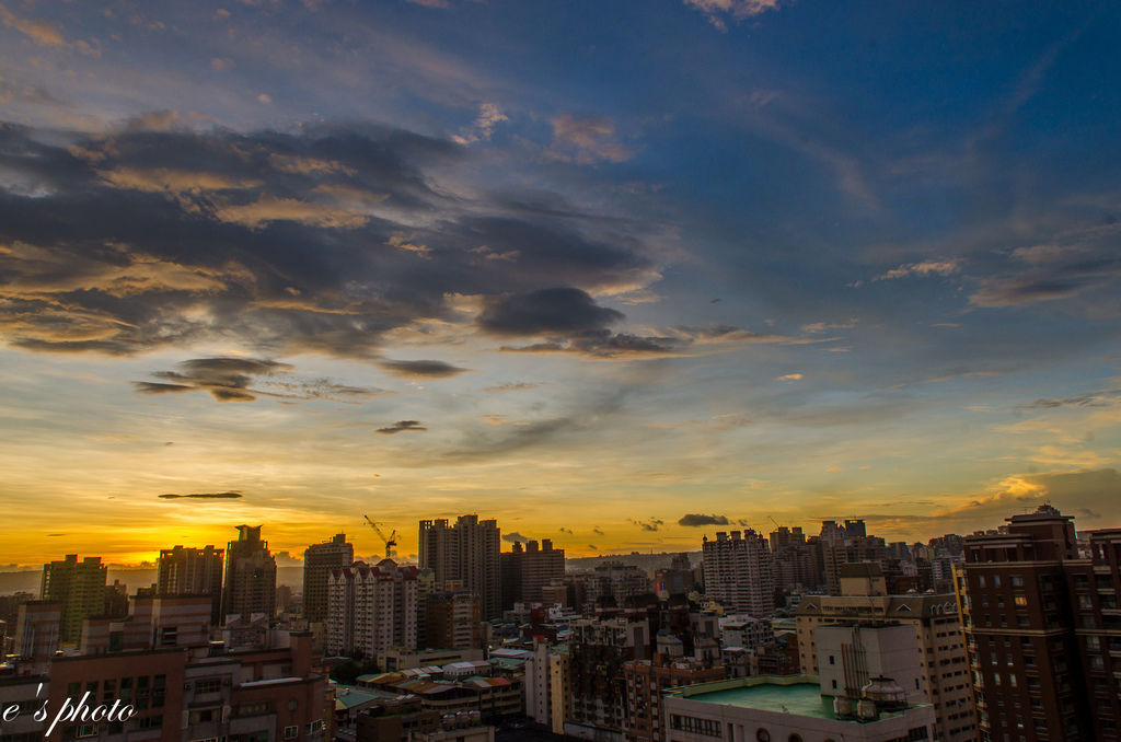 天秤颱風 夕陽 