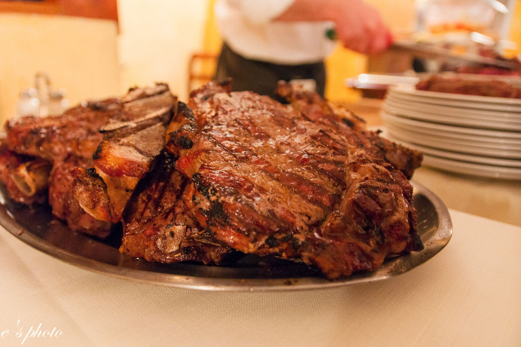 『蜜月旅行』加利利 義大利11日 佛羅倫斯(Firenze) 午餐:Giglio Rosso 1公斤丁骨牛排