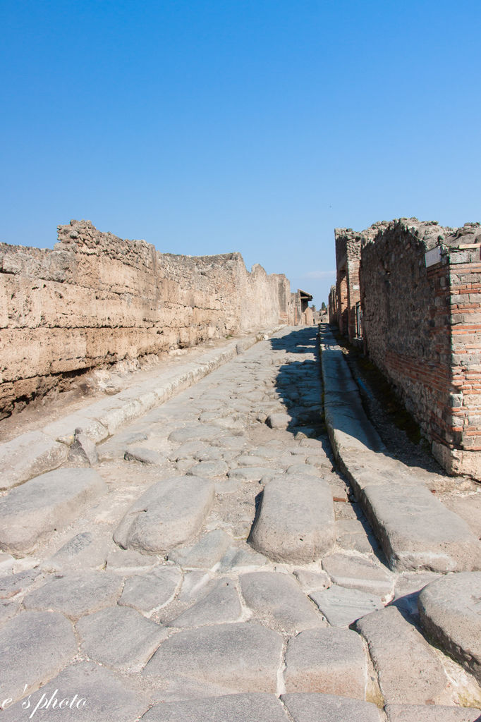 『蜜月旅行』加利利 義大利11日 龐貝古城(Pompei)(下)+阿瑪菲海岸 (Costiera Amalfitana)(上)