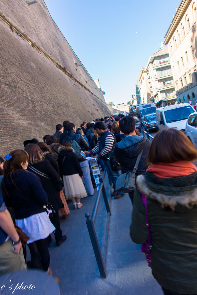 『蜜月旅行』加利利 義大利11日 羅馬(Roma) Sofitel 早餐+梵諦崗(Vaticano)導覽(一) 松果廣場