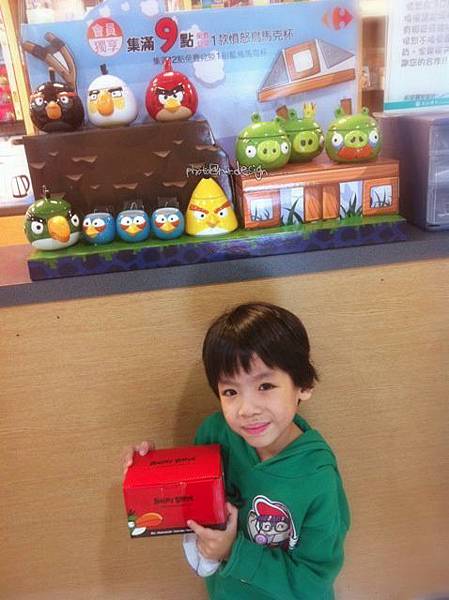 Todd的家樂福憤怒鳥杯[拍攝日：2012:2:17]