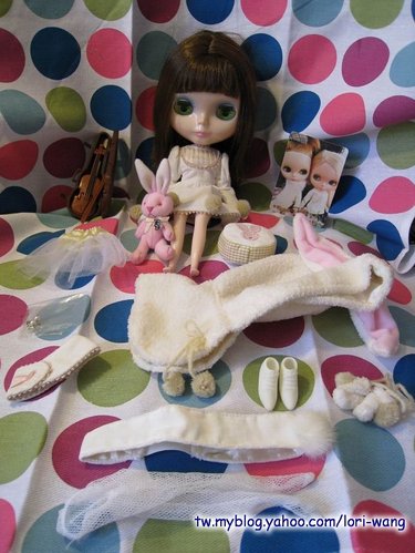 Blythe 天鵝舞-02.jpg Blythe 天鵝舞-02.jpg