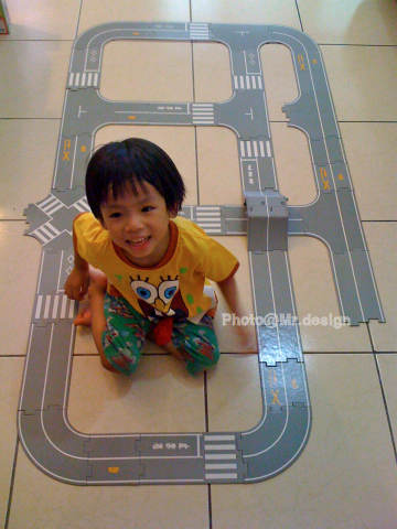 SimCity~tomica城的城主Todd01.jpg SimCity~tomica城的城主Todd01.jpg