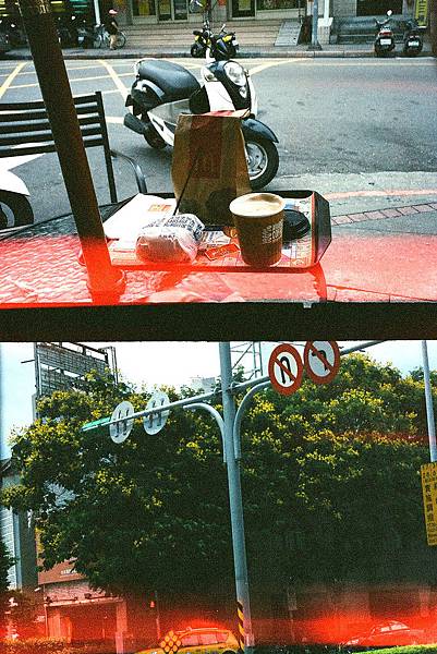 000653060028.jpg 000653060028.jpg