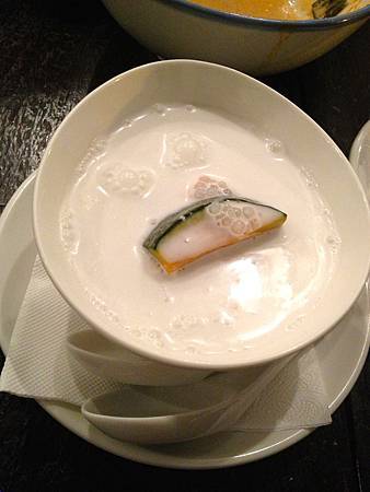 Photo 12-10-30 下午9 46 09