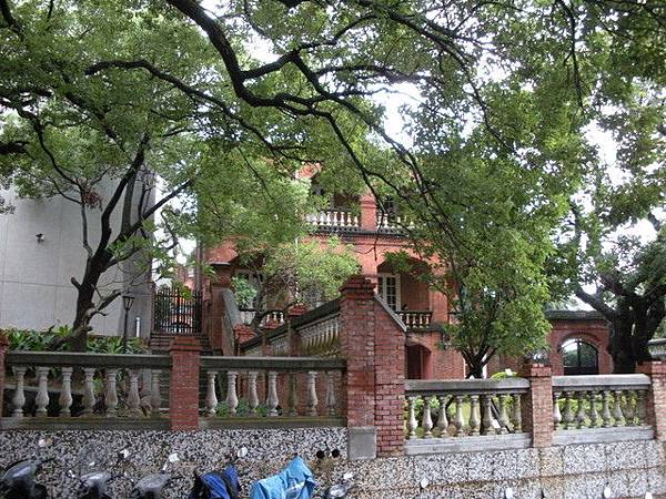 1001183988.jpg 1001183988.jpg