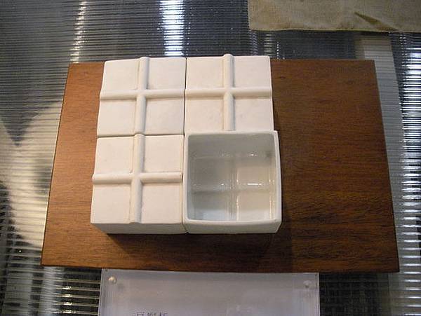 1001209301.jpg 1001209301.jpg