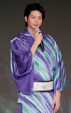 kimono1.jpg kimono1.jpg