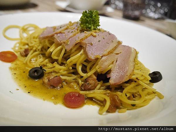 N_1230378.JPG N_1230378.JPG