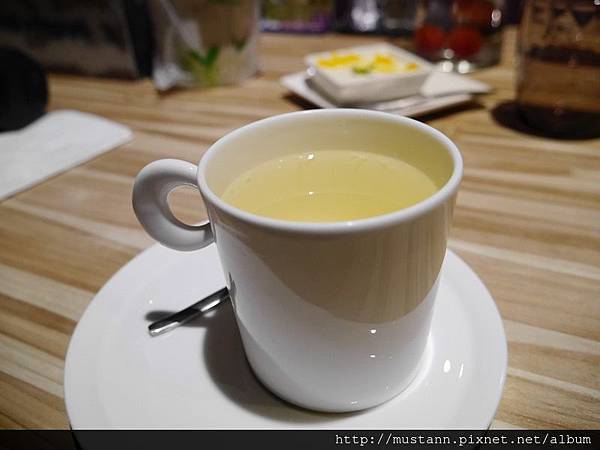 N_1230416.JPG N_1230416.JPG