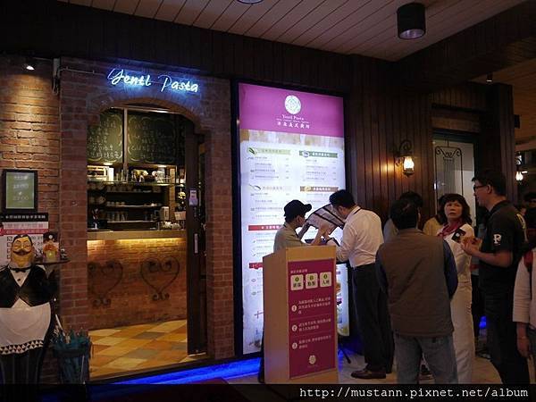 N_1230465.JPG N_1230465.JPG