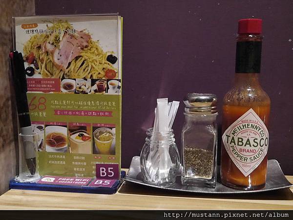 N_1230266.JPG N_1230266.JPG